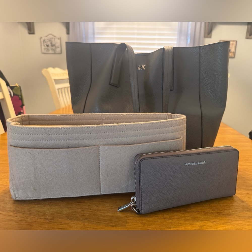 Michael Kors Junie Tote with Wallet & Organizer